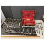 Silverware chest with stainless flatware