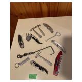 Miscellaneous pocket knives etc- see pictures