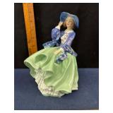 Royal Doulton Top oï¿½ the Hill Figurine