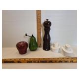 Salt & Pepper Collection