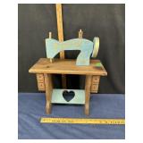 Wooden Folk Art Singer Sewing Machine - 14ï¿½' Wide