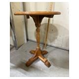 Round Oak Pedestal Side Table