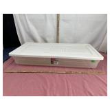 Rubbermaid Underbed Box with lid. 40 litre. 34'