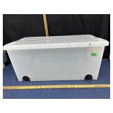 Gracious Living Delux Storage Container with