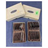 2 sets rogers boxed pie forks silverplated needs