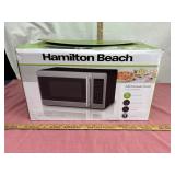 Hamilton Beach Microwave Oven 0.7 cu.ft.