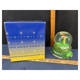 Golf-Themed Musical Snow Globe