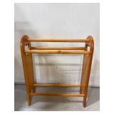 Wooden Quilt Rack With Heart Cutouts