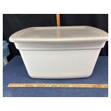 Gracious Living Plastic Storage Bin