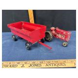 Ertl Red Tractor and Wagon Toy Set