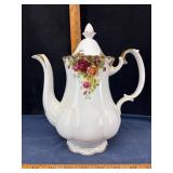 Royal Albert Old Country Roses Teapot