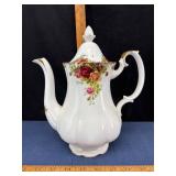 Royal Albert Old Country Roses Teapot