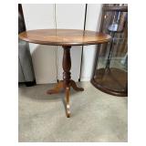 Wooden Pedestal Side Table