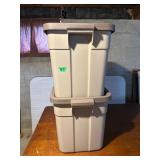 Rubbermaid Roughneck Storage Totes