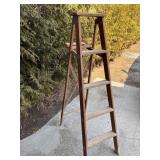 Wooden Folding Step Ladder