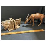 Miscellaneous decor- see pictures