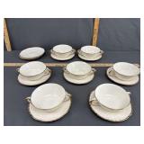 vintage Haddon Hall teacups & saucers features a