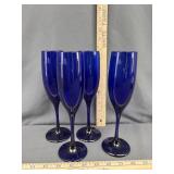 Set of 4 Libbey blue champagne flutes