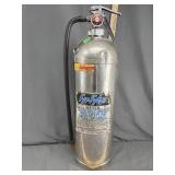 Water fire extinguisher