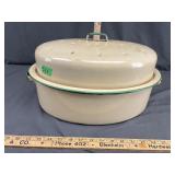 Vintage enamel roasting pan