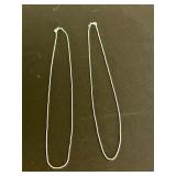 2 sterling silver necklaces, 22ï¿½ long.