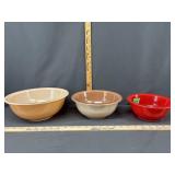 Vintage PYREX Nesting Mixing Bowls With Clear