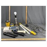 Miscellaneous lights & bulbs- see pictures