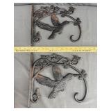 Metal garden hangers