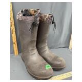 Kamik menï¿½s lined rubber boots size 10