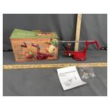 Apple peeler/ corer/ slicer