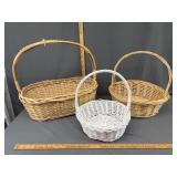 Various sized baskets