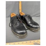 Dr Martens men size 8 shoes