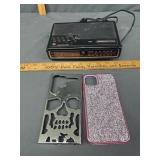 Vintage GE digital clock radio- works & Skull &