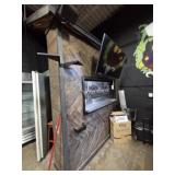 WALK-IN KEG COOLER W/ TAP SYSTEM, 62?X62?X83?