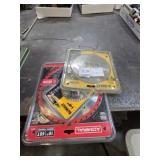 GROUP OF VARIOUS SAW BLADES