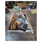 FLAT OF VARIOUS THREADER BITS