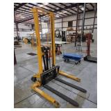MANUAL STACKER, GLOBAL, MDL STACKER, 2,200 LBS.