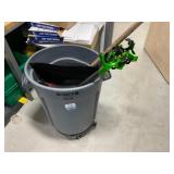 Brute Trash Can w/ Contents