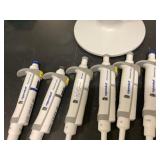 Pipettes Pipettes
