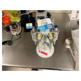 Eppendorf Single Channel Pipettes & Carousel Eppendorf Single Channel Pipettes & Carousel