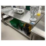 Stainless Steel Table Stainless Steel Table