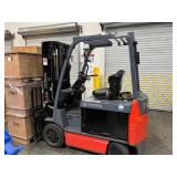 Toyota 8FBCU30 Electric Forklift