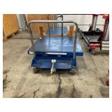 Vestil Hydraulic Elevating Cart