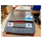 Ohaus Ranger 300 Scale