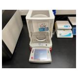 Ohaus Explorer EX124/AD Analytical Balance