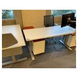 Electric Sit/Stand Desk 69 1/2ï¿½ x 28 1/2 x 25ï¿½ - 5