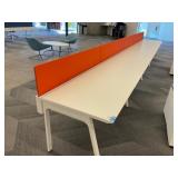4 Section Table 20ï¿½ x 2 1/2ï¿½ x 2ï¿½ 5ï¿½ with center p
