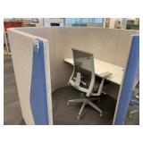 Individual Work station with Desk/Chair