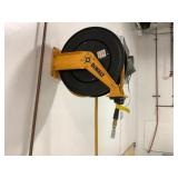 Dewalt Auto Retracting Air Hose Reel 50ft