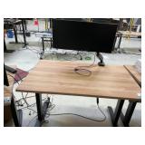 Electric Height Adjustable Standing desk w/ (1) 29